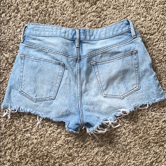 Mid rise shorts - Picture 3 of 5